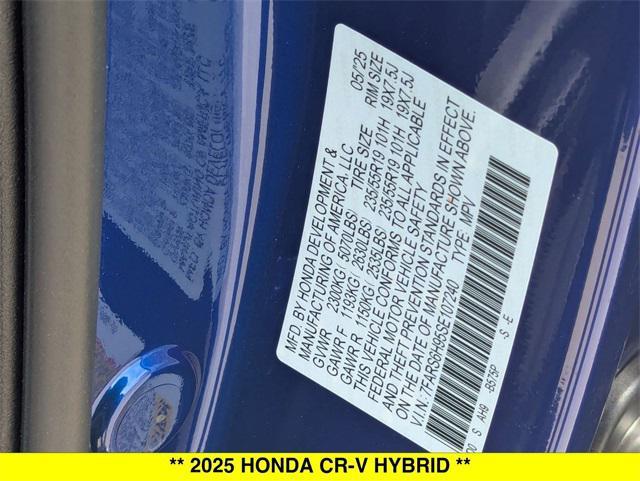 new 2025 Honda CR-V Hybrid car, priced at $42,950