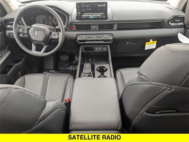 new 2025 Honda Pilot car, priced at $52,950