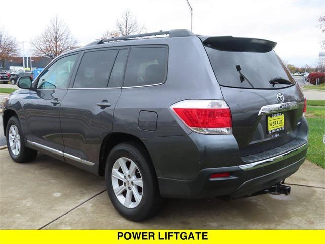 used 2012 Toyota Highlander car, priced at $13,990