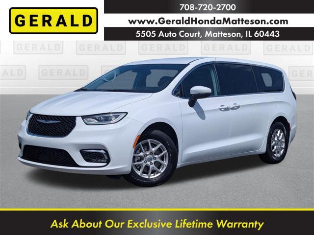 used 2023 Chrysler Pacifica car, priced at $24,315