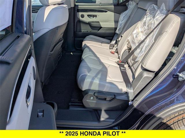 new 2025 Honda Pilot car, priced at $51,050