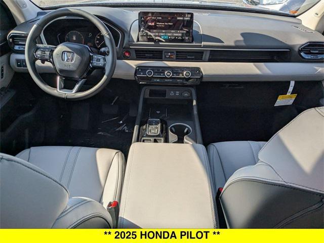 new 2025 Honda Pilot car, priced at $51,050