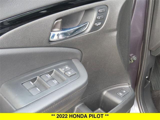 used 2022 Honda Pilot car, priced at $39,455