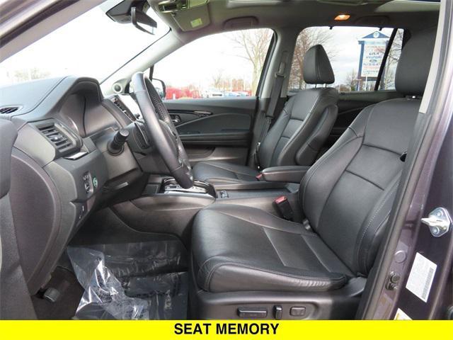 used 2022 Honda Pilot car, priced at $39,455