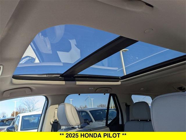 new 2025 Honda Pilot car, priced at $53,225
