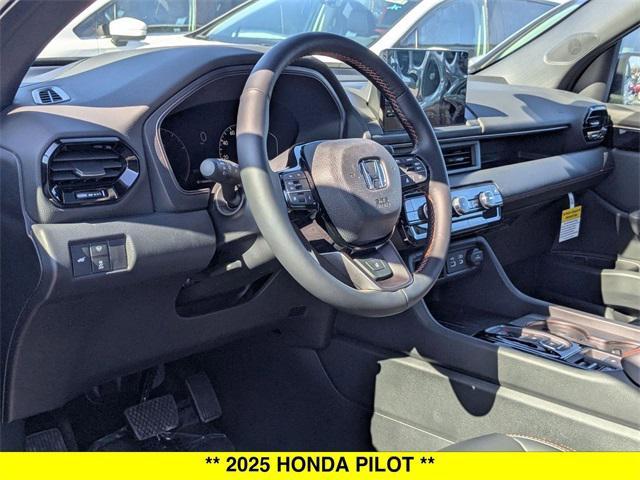 new 2025 Honda Pilot car, priced at $51,305