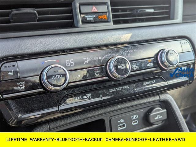 used 2025 Honda Pilot car, priced at $45,998
