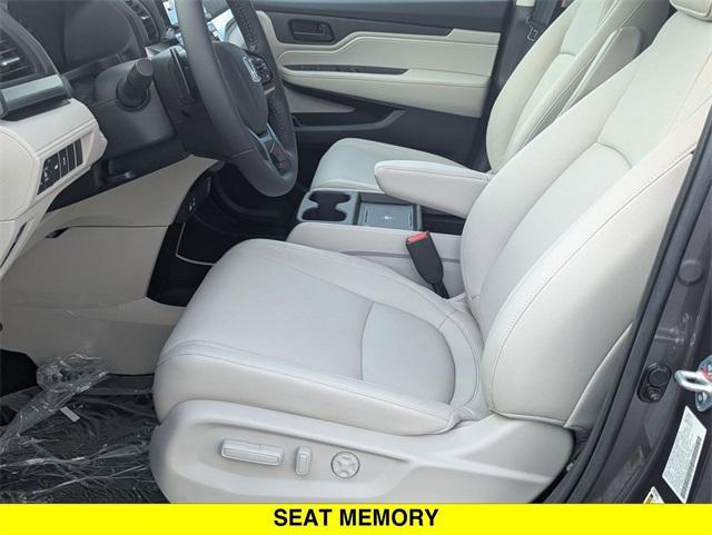 new 2025 Honda Odyssey car, priced at $45,055