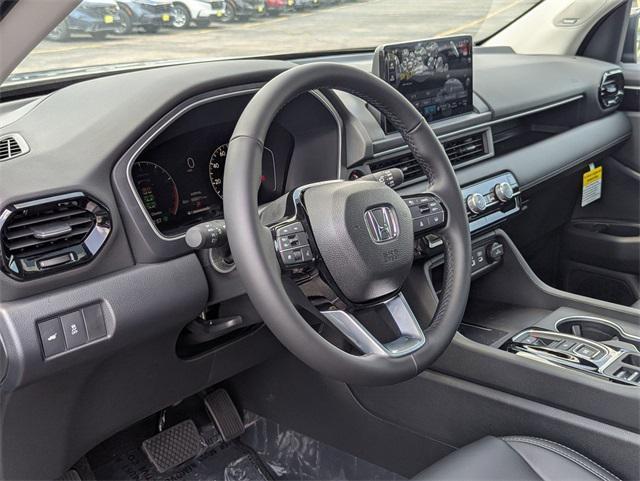 new 2025 Honda Pilot car, priced at $51,050