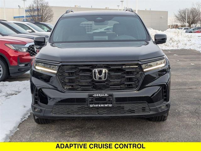 new 2025 Honda Pilot car, priced at $55,975