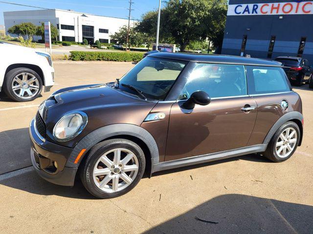 used 2013 MINI Hardtop car, priced at $8,800