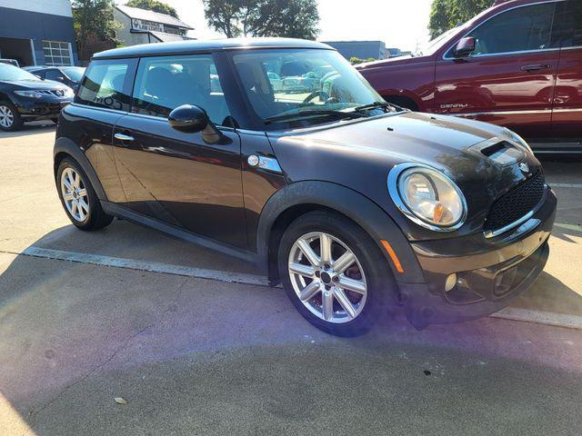 used 2013 MINI Hardtop car, priced at $8,800