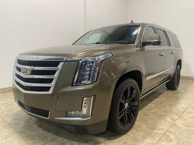 used 2015 Cadillac Escalade ESV car, priced at $20,900