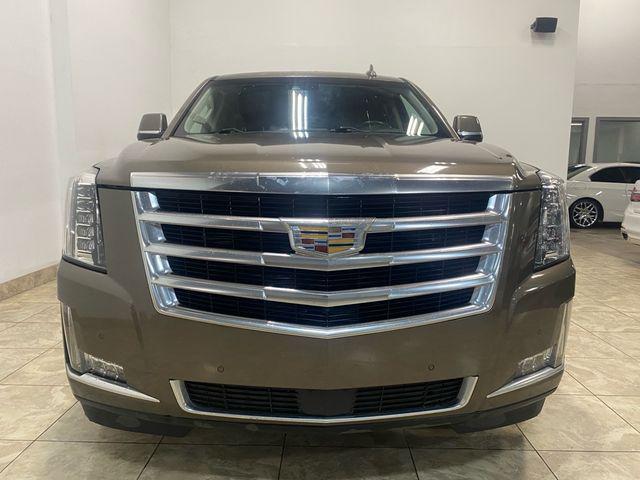 used 2015 Cadillac Escalade ESV car, priced at $20,900