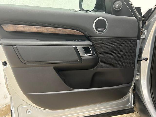 used 2018 Land Rover Discovery car, priced at $19,900