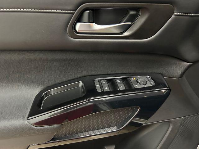 used 2022 Nissan Pathfinder car, priced at $23,490