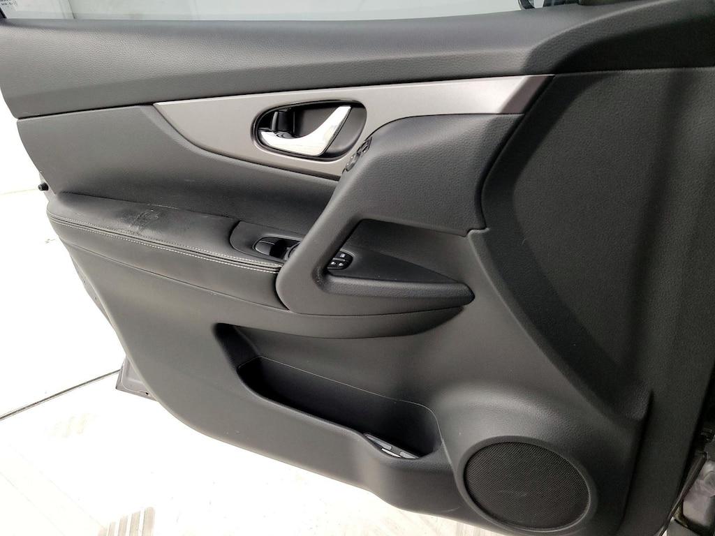 used 2016 Nissan Rogue car, priced at $13,998