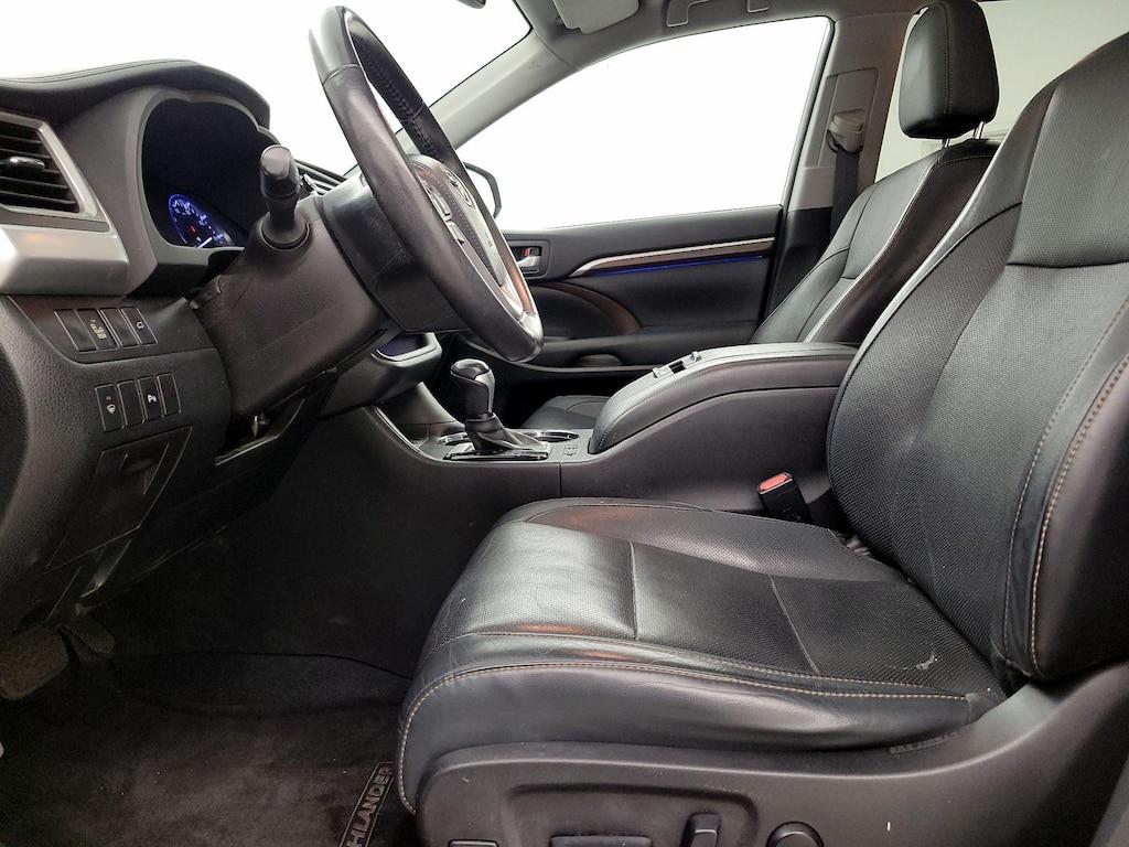 used 2015 Toyota Highlander car, priced at $22,998