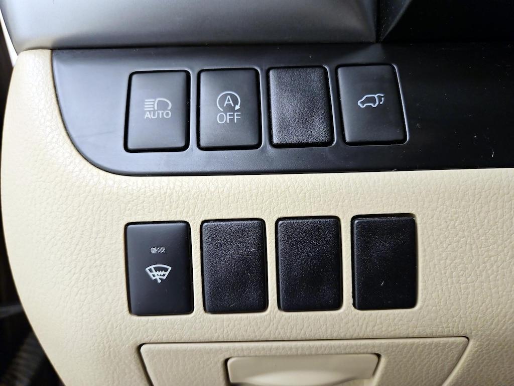 used 2019 Toyota Highlander car, priced at $29,998