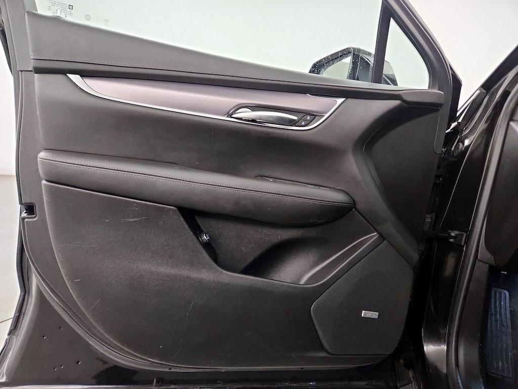 used 2023 Cadillac XT5 car, priced at $29,998