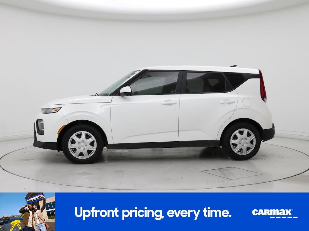 used 2022 Kia Soul car, priced at $13,998