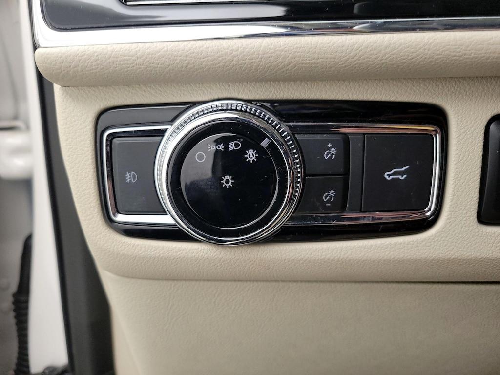 used 2019 Lincoln Navigator car, priced at $47,998