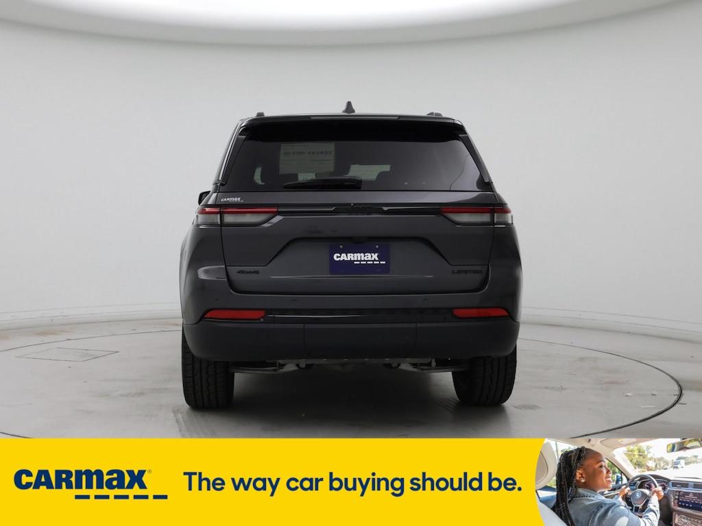 used 2025 Jeep Grand Cherokee car, priced at $42,998