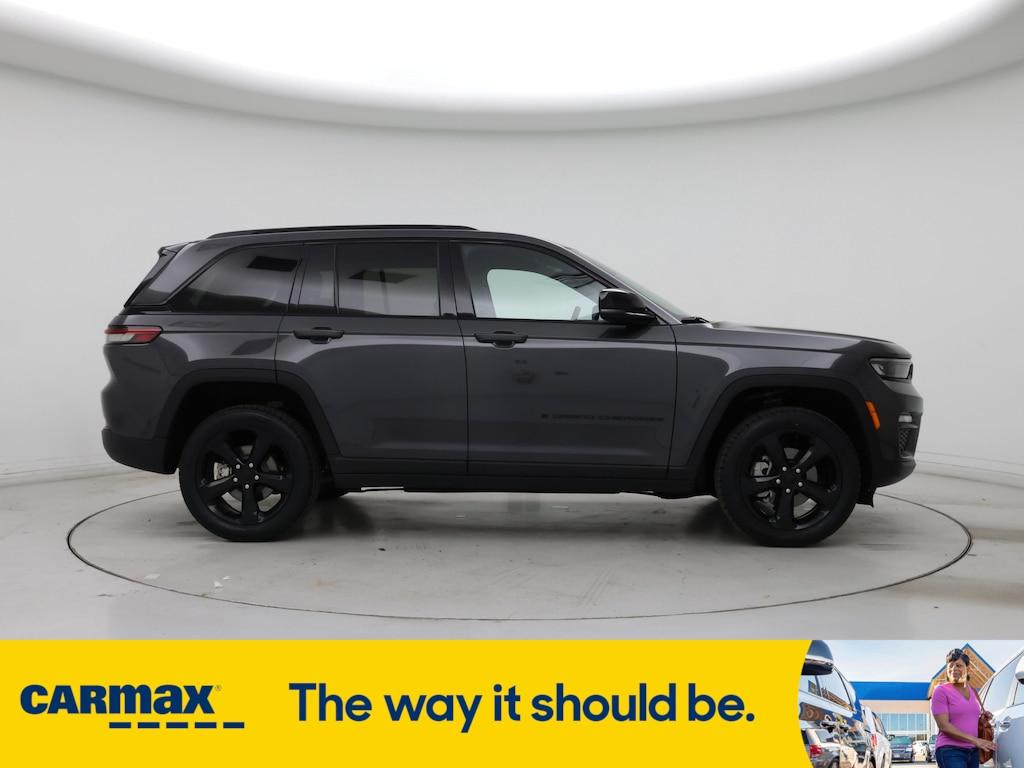 used 2025 Jeep Grand Cherokee car, priced at $42,998