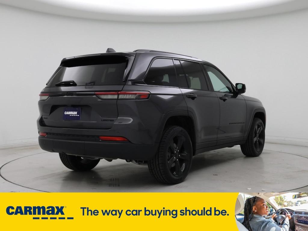 used 2025 Jeep Grand Cherokee car, priced at $42,998