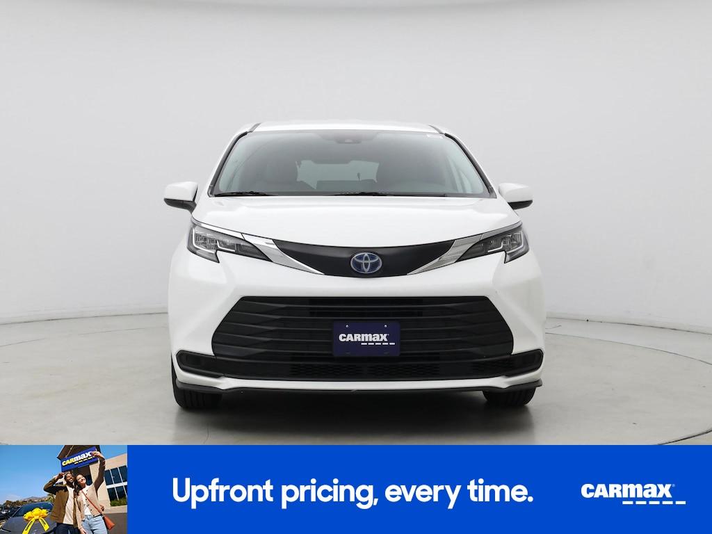 used 2023 Toyota Sienna car, priced at $41,998