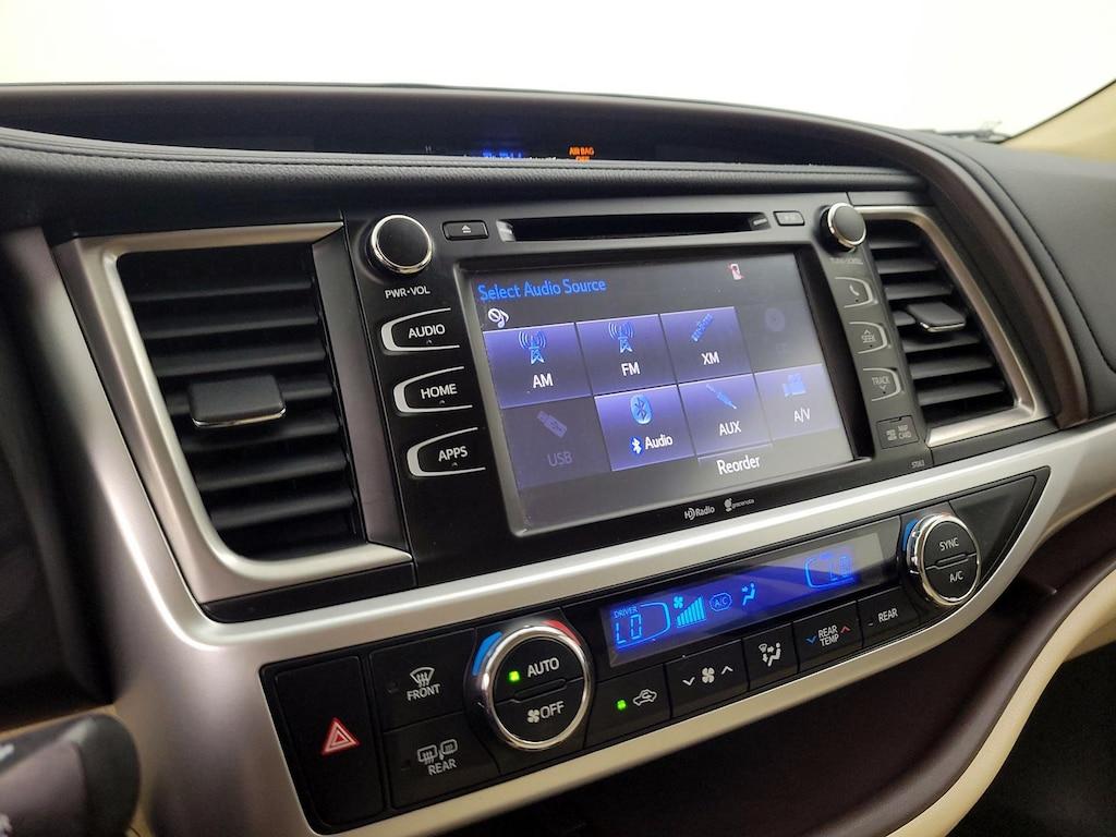 used 2015 Toyota Highlander car, priced at $23,998