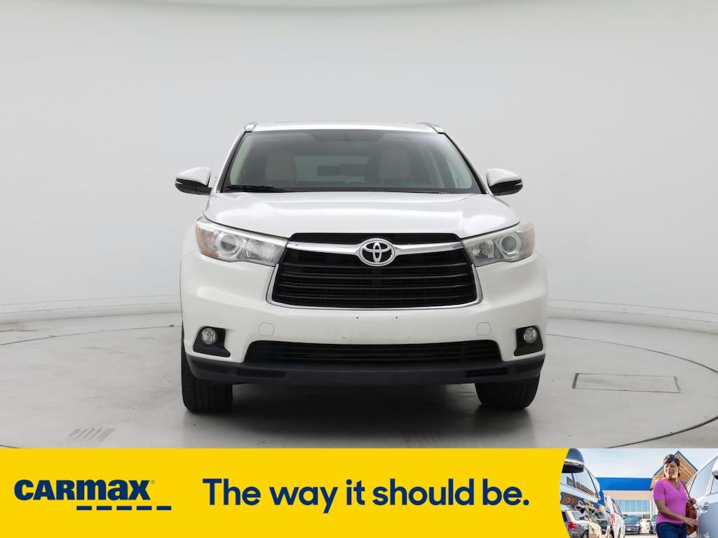 used 2015 Toyota Highlander car, priced at $23,998