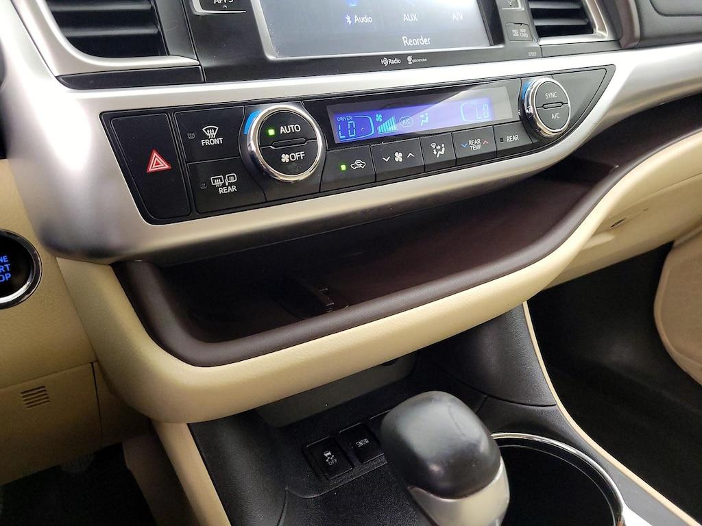 used 2015 Toyota Highlander car, priced at $23,998