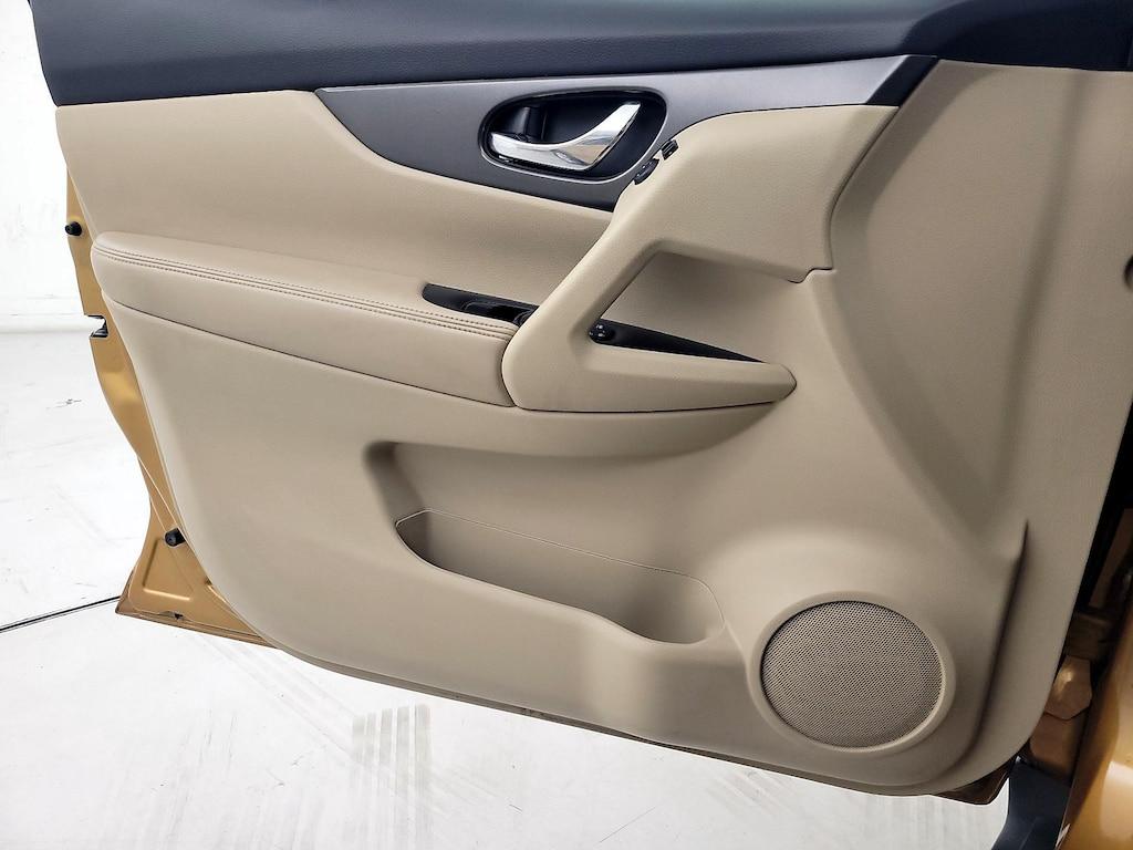 used 2015 Nissan Rogue car, priced at $13,998