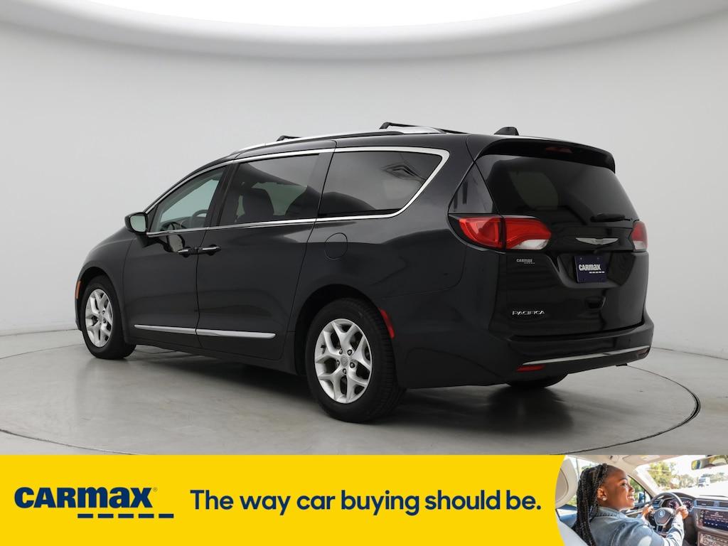 used 2018 Chrysler Pacifica car, priced at $19,998