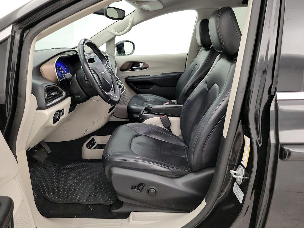 used 2018 Chrysler Pacifica car, priced at $19,998