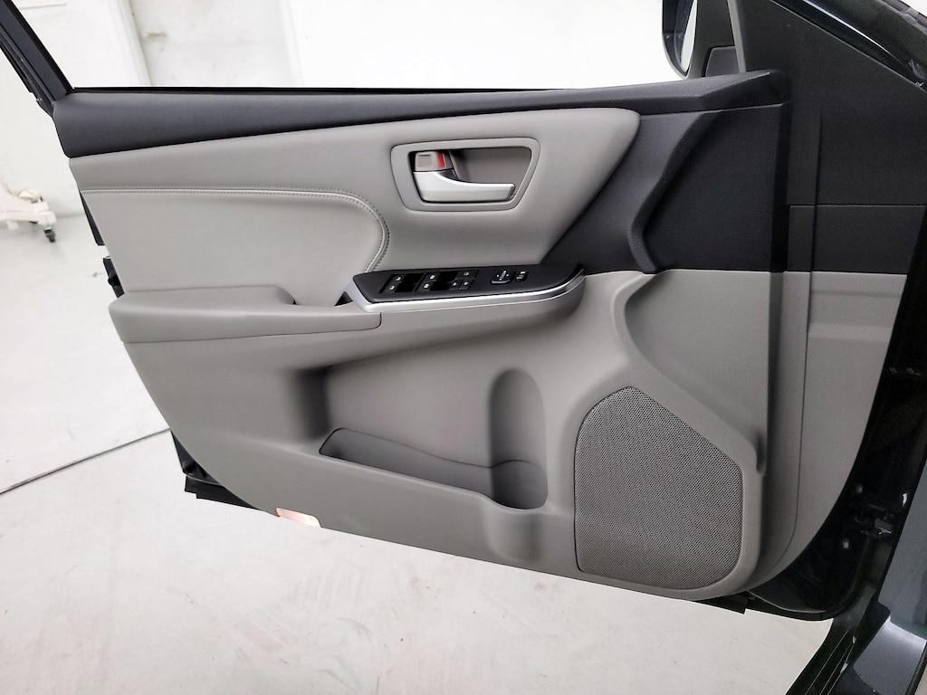used 2015 Toyota Camry Hybrid car, priced at $17,998
