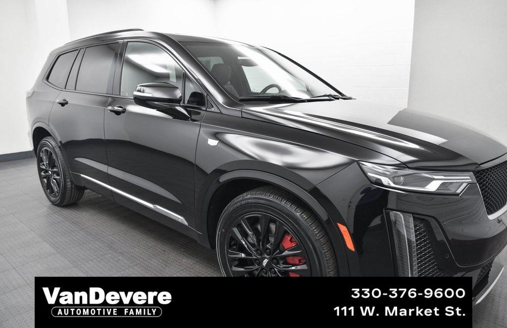 used 2024 Cadillac XT6 car, priced at $43,990