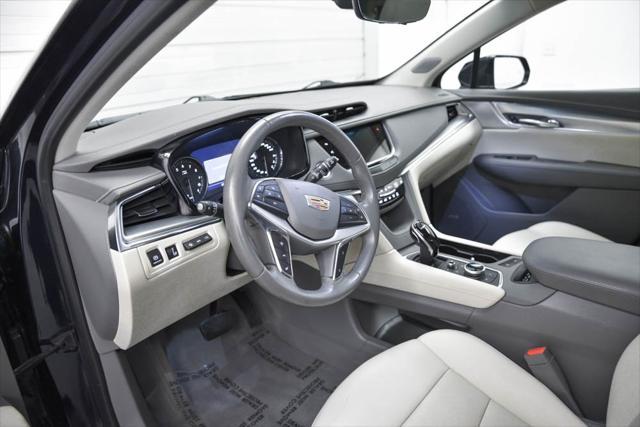 used 2022 Cadillac XT5 car, priced at $28,390