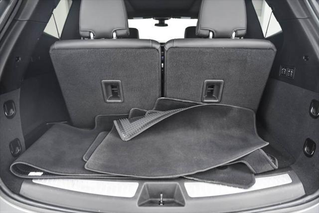 used 2023 Cadillac XT6 car, priced at $43,990