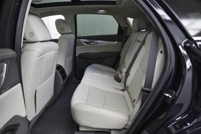 used 2022 Cadillac XT5 car, priced at $30,390
