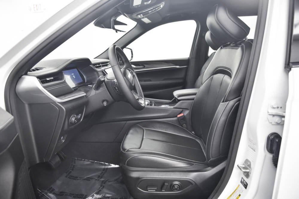 used 2024 Jeep Grand Cherokee L car, priced at $30,980