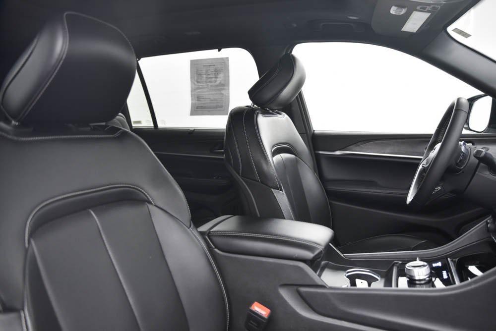 used 2024 Jeep Grand Cherokee L car, priced at $30,980