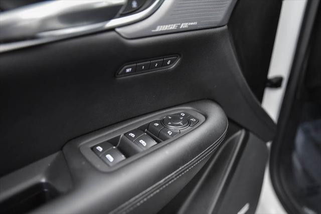 used 2022 Cadillac XT5 car, priced at $25,480