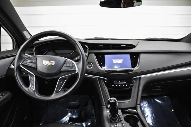 used 2022 Cadillac XT5 car, priced at $25,480