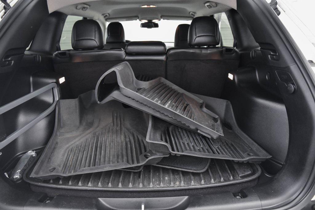 used 2015 Jeep Cherokee car, priced at $14,990