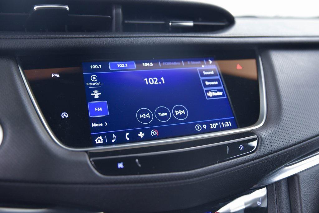 used 2022 Cadillac XT5 car, priced at $29,991