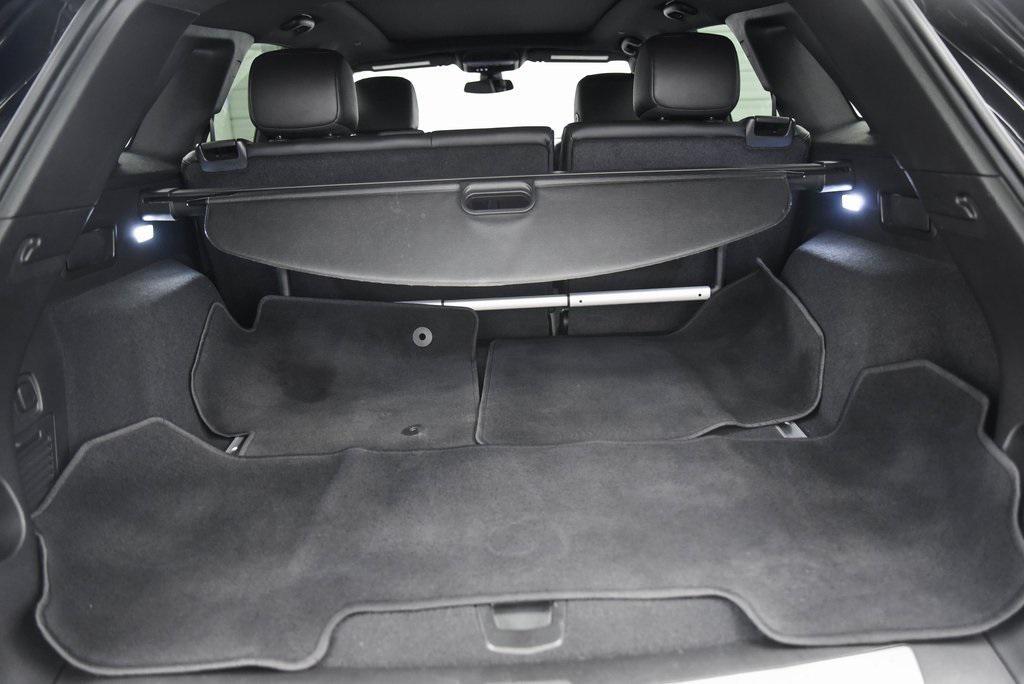 used 2022 Cadillac XT5 car, priced at $29,991