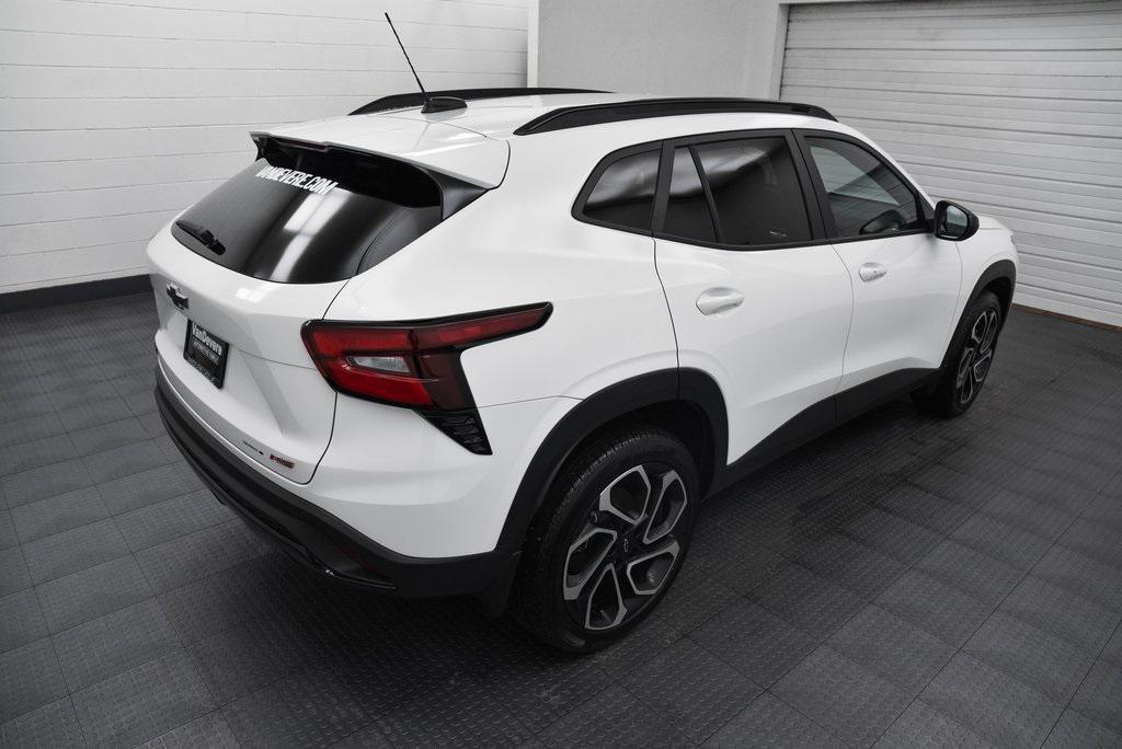 used 2025 Chevrolet Trax car, priced at $24,290