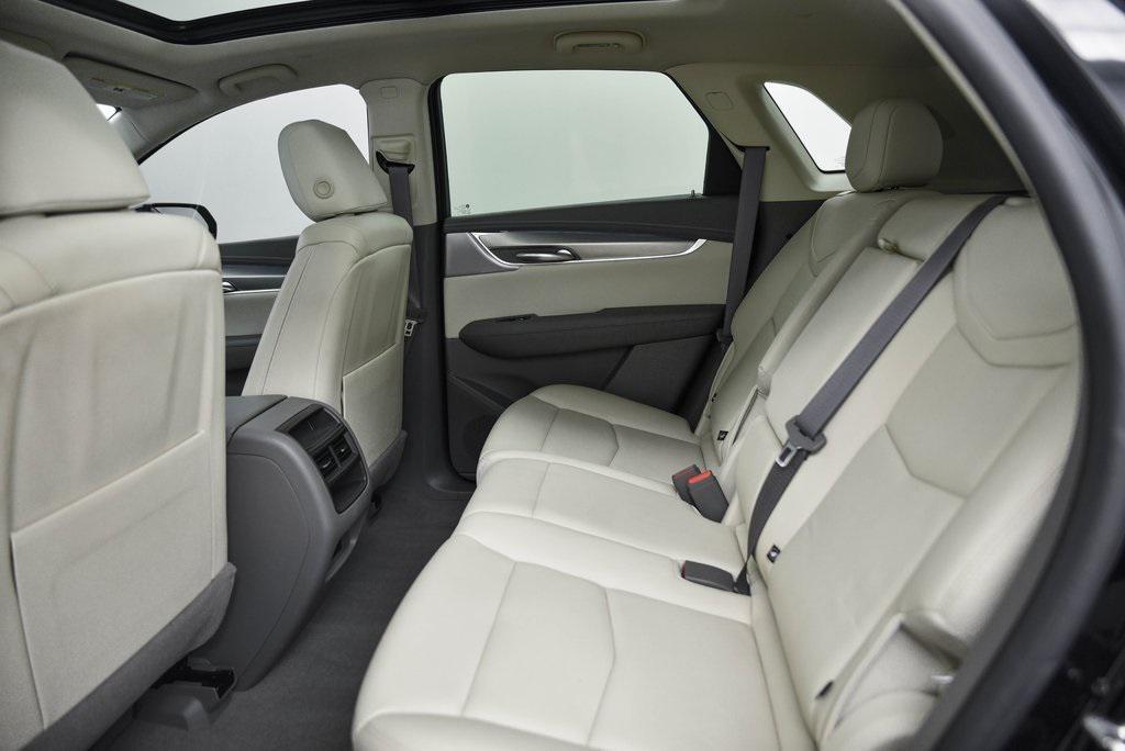 used 2023 Cadillac XT5 car, priced at $32,490